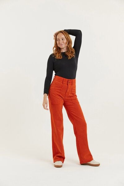 Flax and Loom Tencel-Baumwoll Jeans Straight Fit Modell: Dinah von Flax and Loom