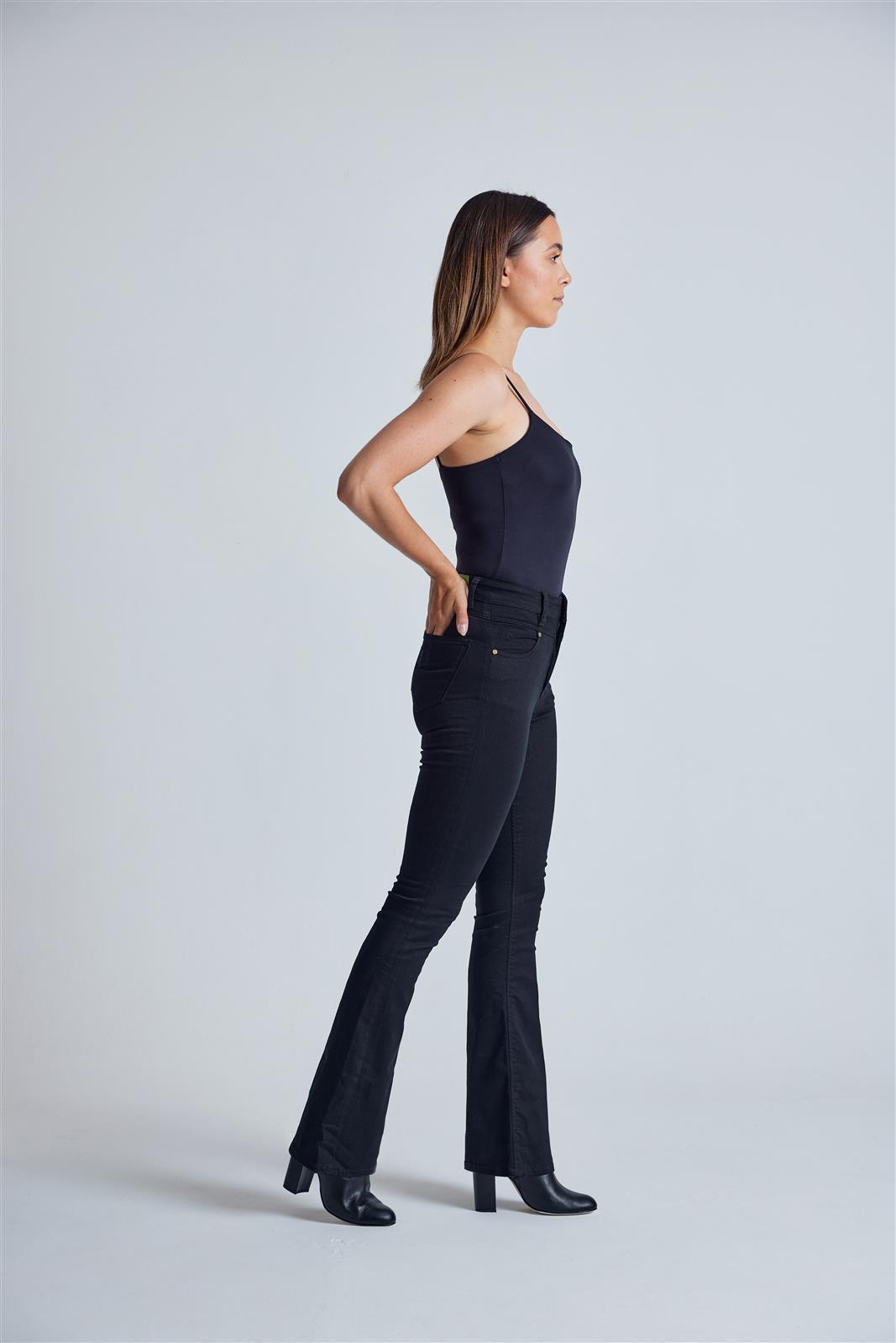 Schlaghose High Waist Skinny Modell: Mavis von Flax and Loom