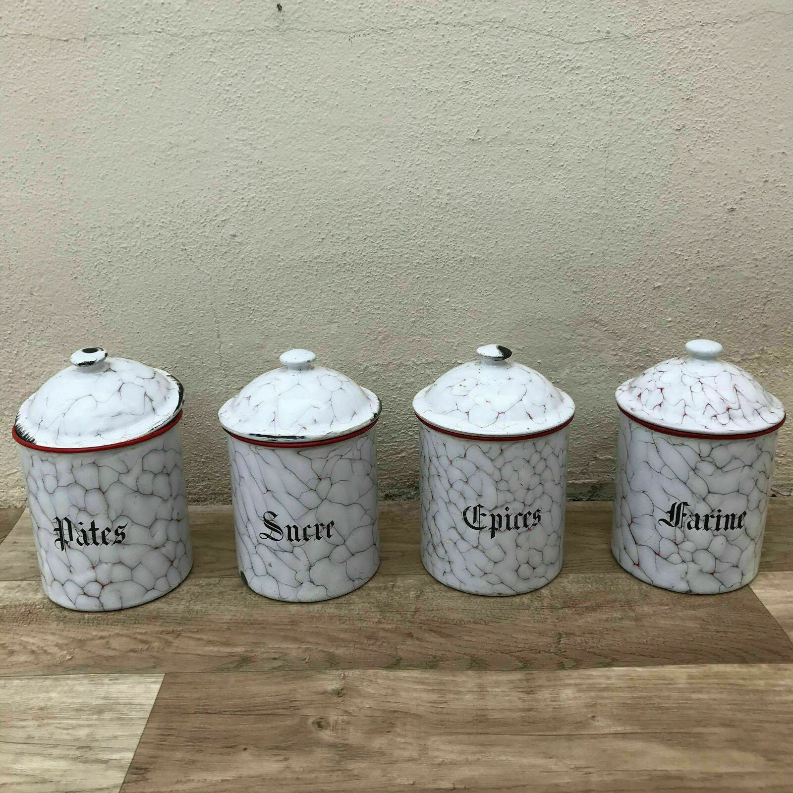 Bistro Francais 4 Kanister Set Französisch Emailliert Frankreich Vintage 1900 S 30031823 Bistro Francais 4 Kanister Set Französisch Emailliert Frankreich Vintage 1900 S 30031823 von Fleamarketfrance