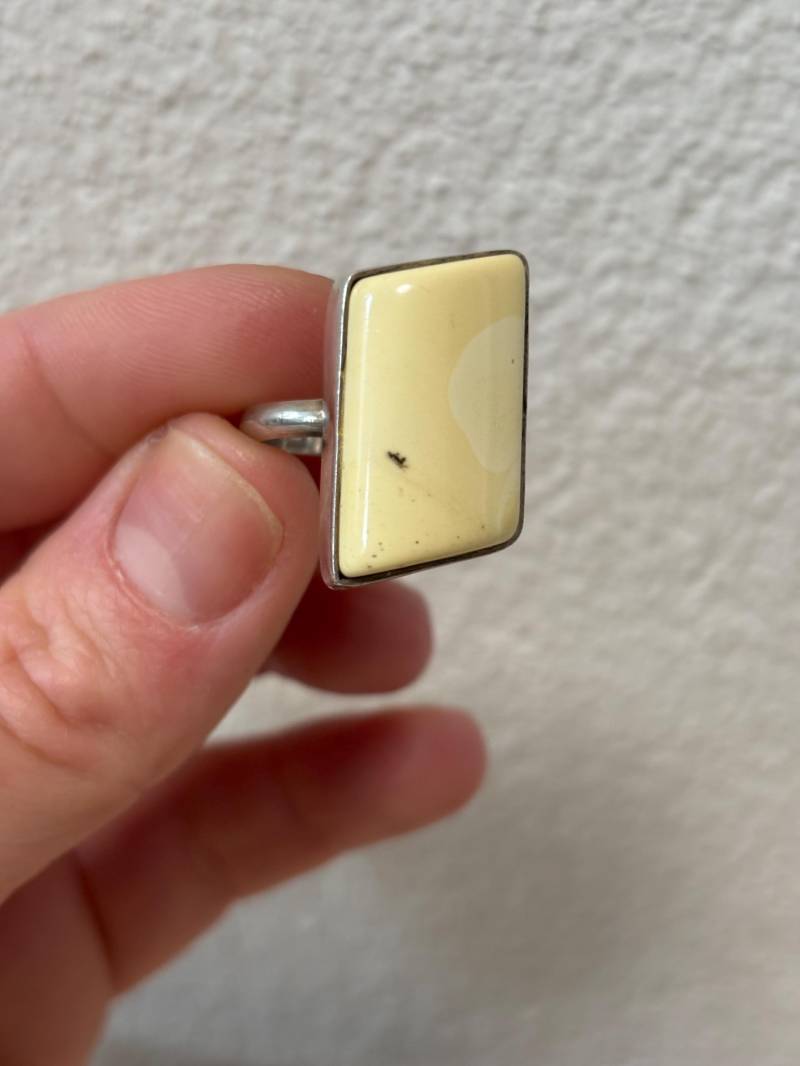 Silber Ring Statement Weißer Bernstein 925 Vintage Groß Modernist Brutalist Stein Gestempelt Silber Ring Statement Weißer Bernstein 925 Vintage Groß Modernist Brutalist Stein Gestempelt von FleasSchatz