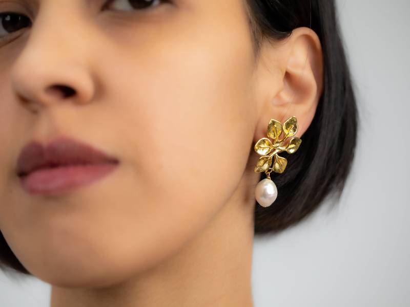 Süßwasser Perle Tropfen Ohrringe 22K Gold Filled Blatt Baumeln Neues Jahr Geschenk Für Sie von Flechazojewelry