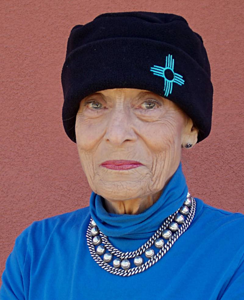 Zia Bestickte Fleece Mütze Mit Verstellbarem Bündchen, Waschbar, Drei Größen, Made in Santa Fe, New Mexico von FleeceStudio