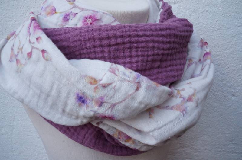 Loop Damen Blumen Zart Mauve von FleerlingDesign