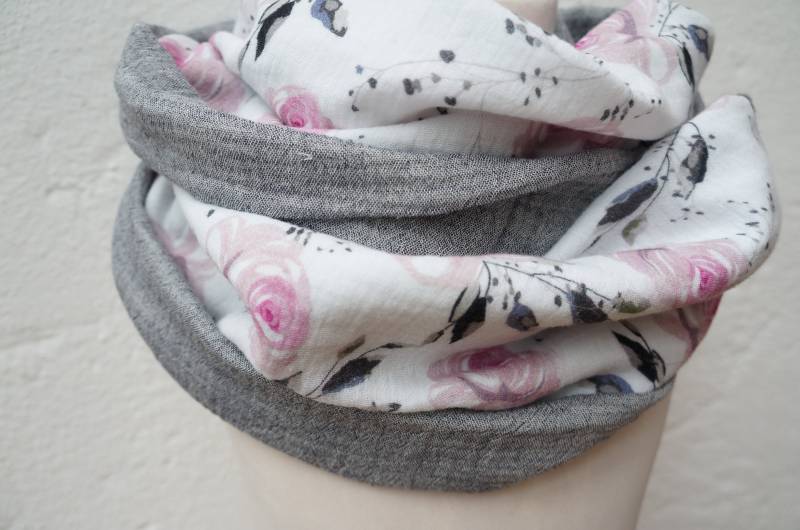 Loopschal Damen Musselin Rosen von FleerlingDesign
