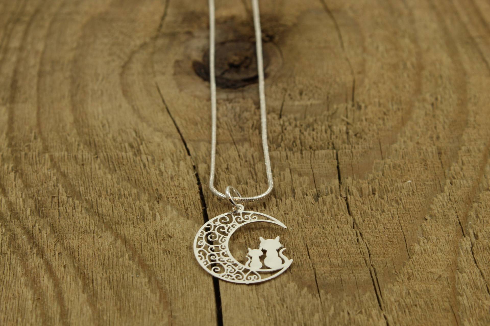 Katzen-Halskette, Mond-Anhänger, Katze-Liebhaber-Geschenk, Katze-Fan, Silber Katze Halskette, Charme, Katzen Und Mond, Anhänger, Katzengeschenk, Mond von Fleetbeads