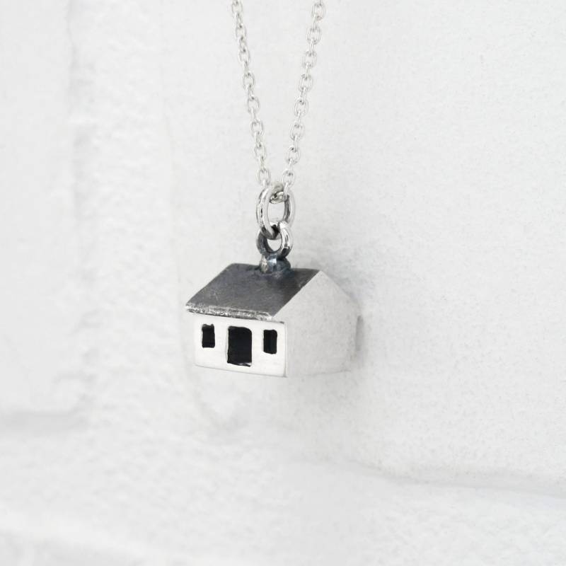 Silber Monopoly Haus Anhänger. Monopoly Kleiner Haus Token Halskette. Sterling Silber/Brettspiel Schmuck von FleschShop