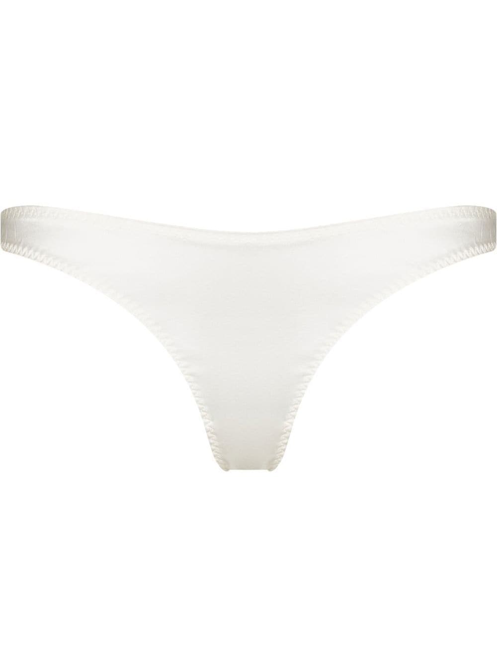 Fleur Du Mal Luxe Satin Tanga - Weiß von Fleur Du Mal