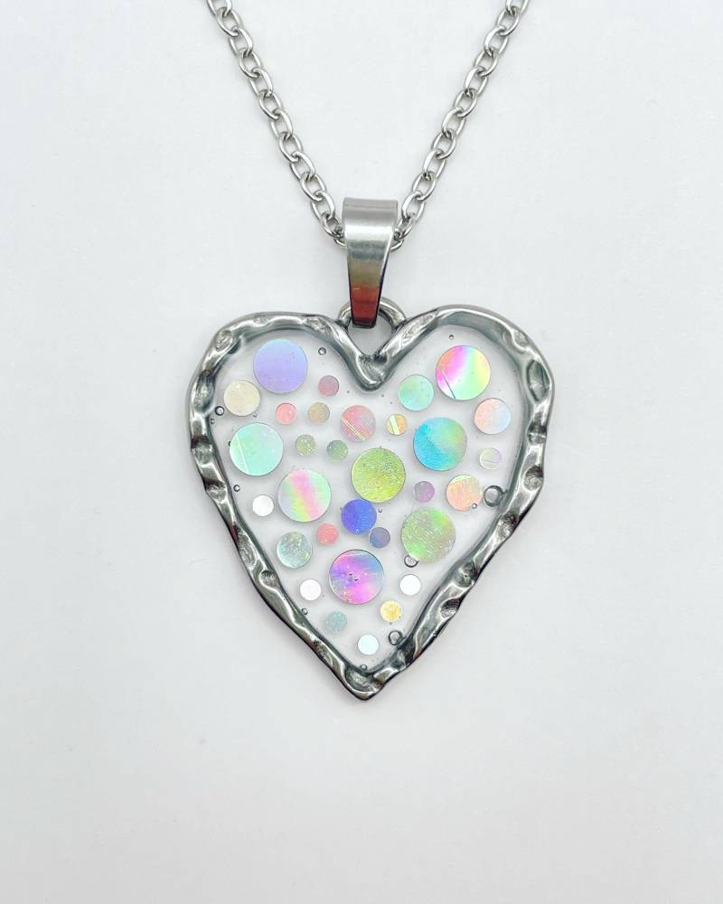 Disco Herz Halskette Handgefertigt Mit Silbernem Funkeln von FleurDeTresor