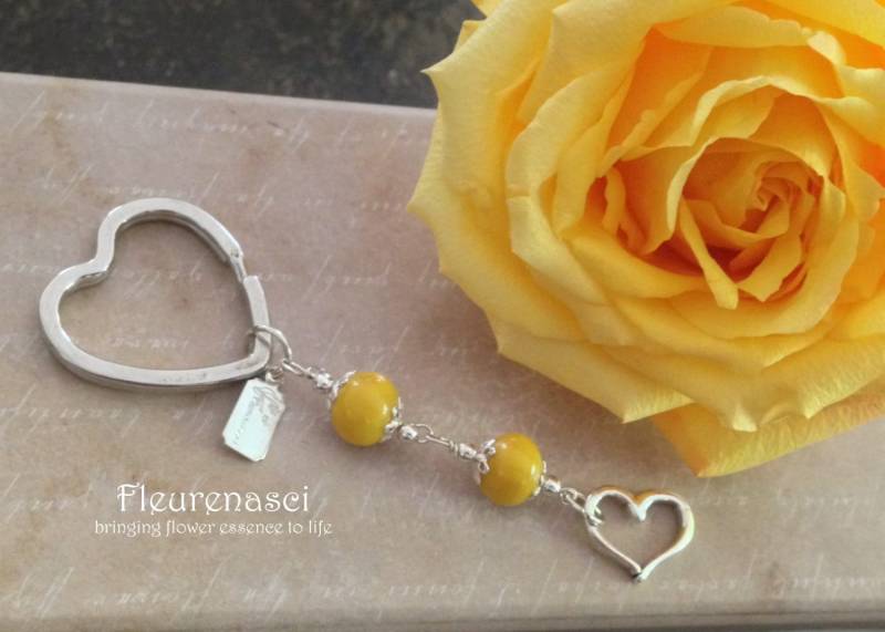 Petal Bead 4Hkcu Herz Schlüsselanhänger 2 Mit Sterling Silber Charm Blume ~ Sonderanfertigung Bestellformular Erforderlich von Fleurenasci