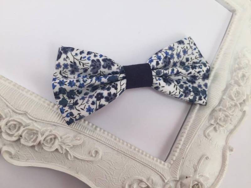 Barrette Oder Spieß - Schleife Schmetterling Liberty Phoebe Blau Und Weiß Frau, Mädchen von FleursProvence