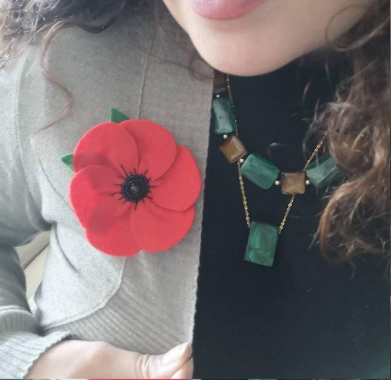 Rote Mohnblumen-Filzbrosche von FleursProvence