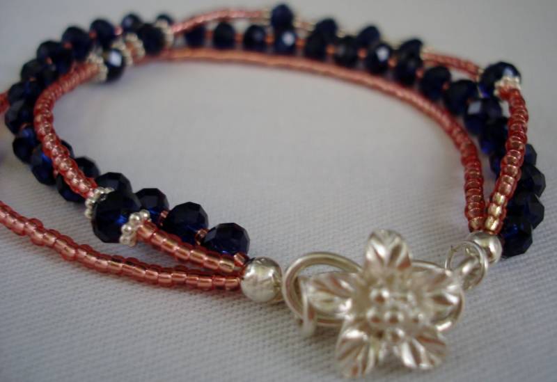 Midnight Glitter Armband Indigo Swarovski Kristalle, Sterling Silber Verschluss Midnight Glitter Armband Indigo Swarovski Kristalle, Sterling Silber Verschluss von FlightsofFancyDesign