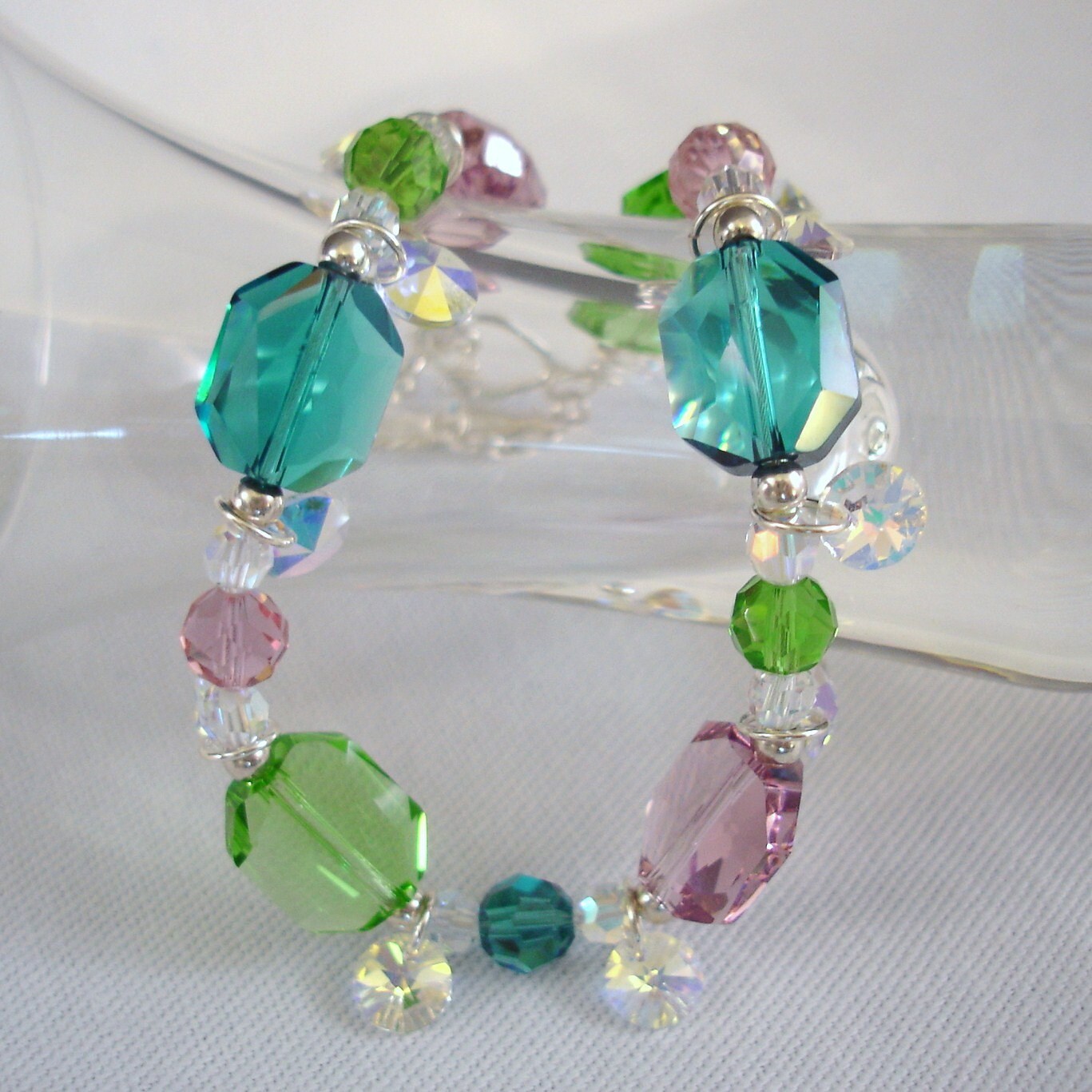 Swarovski Kristall Armband Lavendel, Blau, Grün Aurora Borealis, Sterling Silber Swarovski Kristall Armband Lavendel, Blau, Grün Aurora Borealis, Sterling Silber von FlightsofFancyDesign
