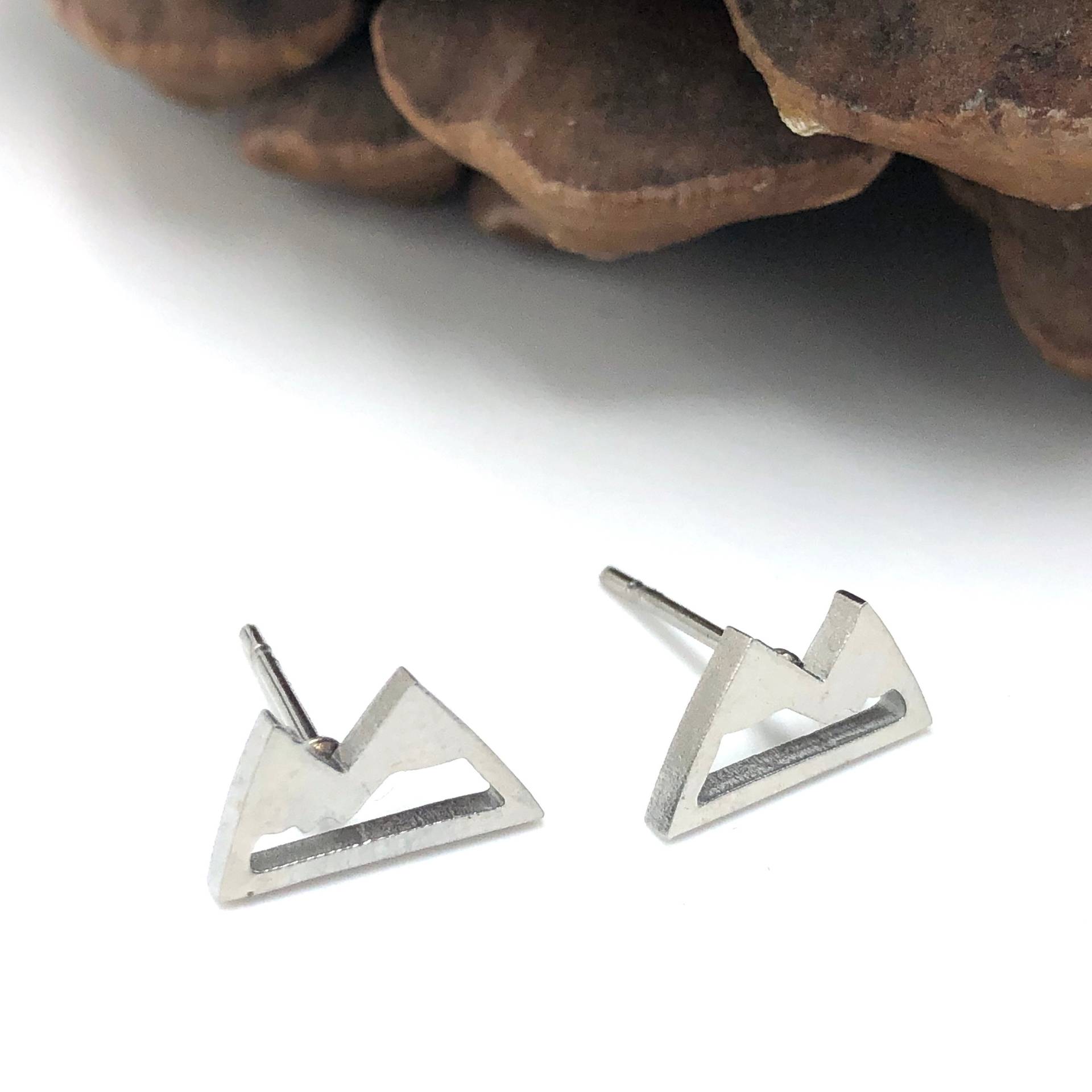 Silber Ohrstecker, Zierliche Ohrringe, Berg Rocky Klettern Ohrstecker Silber Ohrstecker, Zierliche Ohrringe, Berg Rocky Klettern Ohrstecker von FlintnFeather