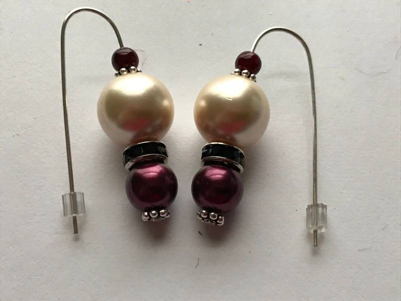 Ohrringe - Burgund Und Perle Ohrringe - Burgund Und Perle von FlippedJewelry