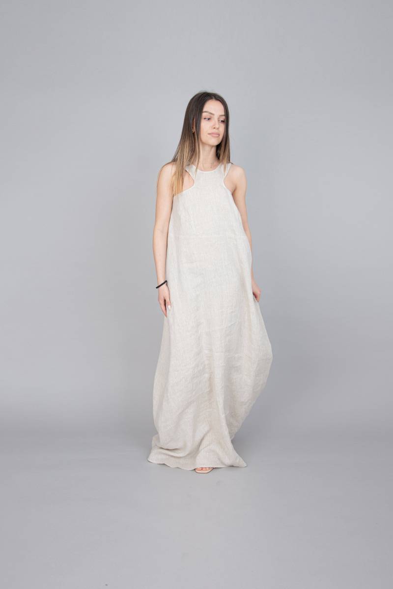 Handgefertigtes Ärmelloses Leinenkleid/Lässiges Fließendes Sommerkleid Maxi-Leinenkleid Wandelbares Kleid Leinenstrandkleid F1393 von FloAtelier