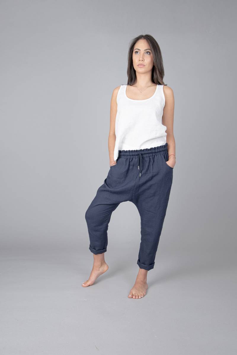 Lockere Leinenhose/Lässige Marine Haremshose Unisex Hose Handgemachte Mit Geradem Bein Blaue Maxihose F1159 von FloAtelier