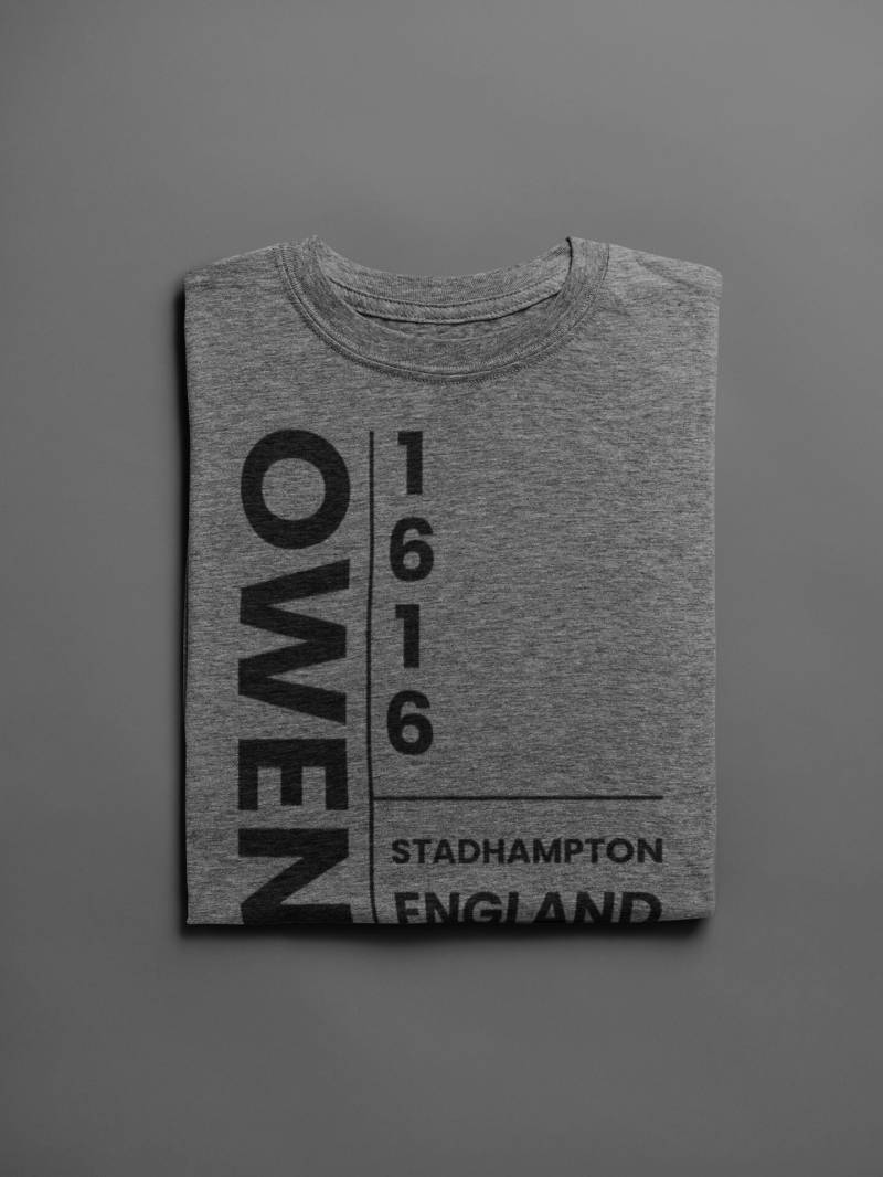 John Owen - Birthday Signature Collection Jersey Kurzarm-T-Shirt | Unisex John Owen - Birthday Signature Collection Jersey Kurzarm-T-Shirt | Unisex von MansfieldandCo