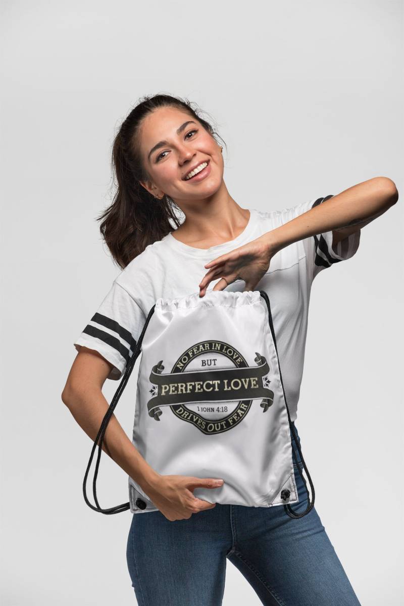 Perfekte Liebe Vertreibt Die Furcht - 1 John 0418 Schrift Beutel Perfekte Liebe Vertreibt Die Furcht - 1 John 0418 Schrift Beutel von MansfieldandCo