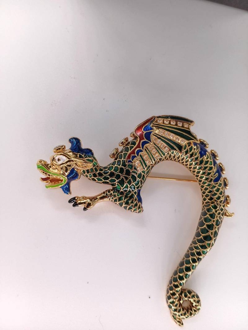 Bohemian Dragon Brooch The Met 14K Gold Plate, Czech Stone, Enamel Bohemian Dragon Brooch The Met 14K Gold Plate, Czech Stone, Enamel von FlohmiOmi