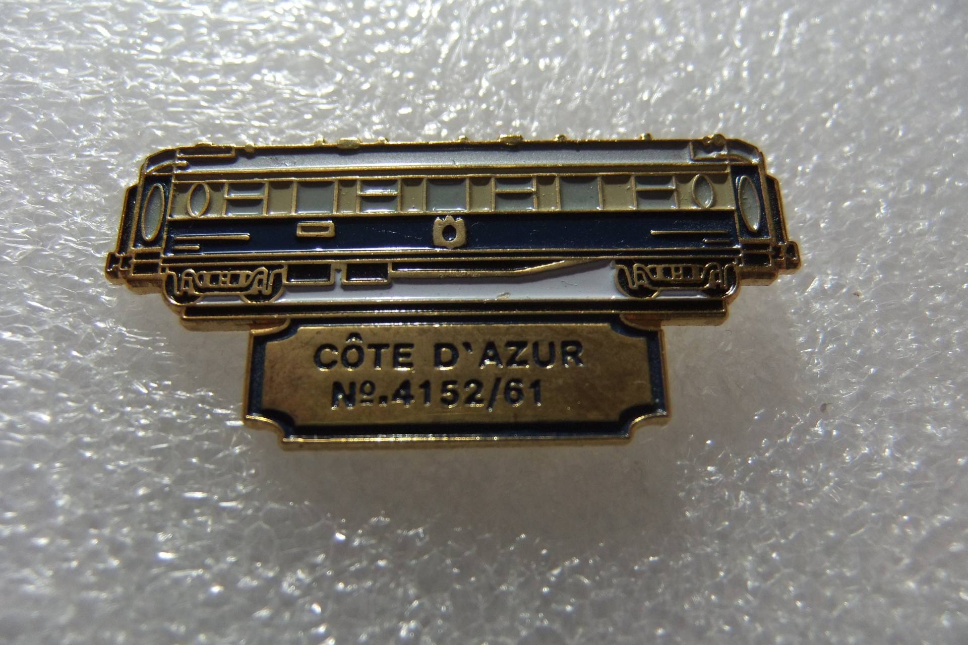 Eisenbahn Pin Wagen Cote D Azur No. 4152/61 Vintage Sammler Anstecknadel Eisenbahn Pin Wagen Cote D Azur No. 4152/61 Vintage Sammler Anstecknadel von FlohmiOmi