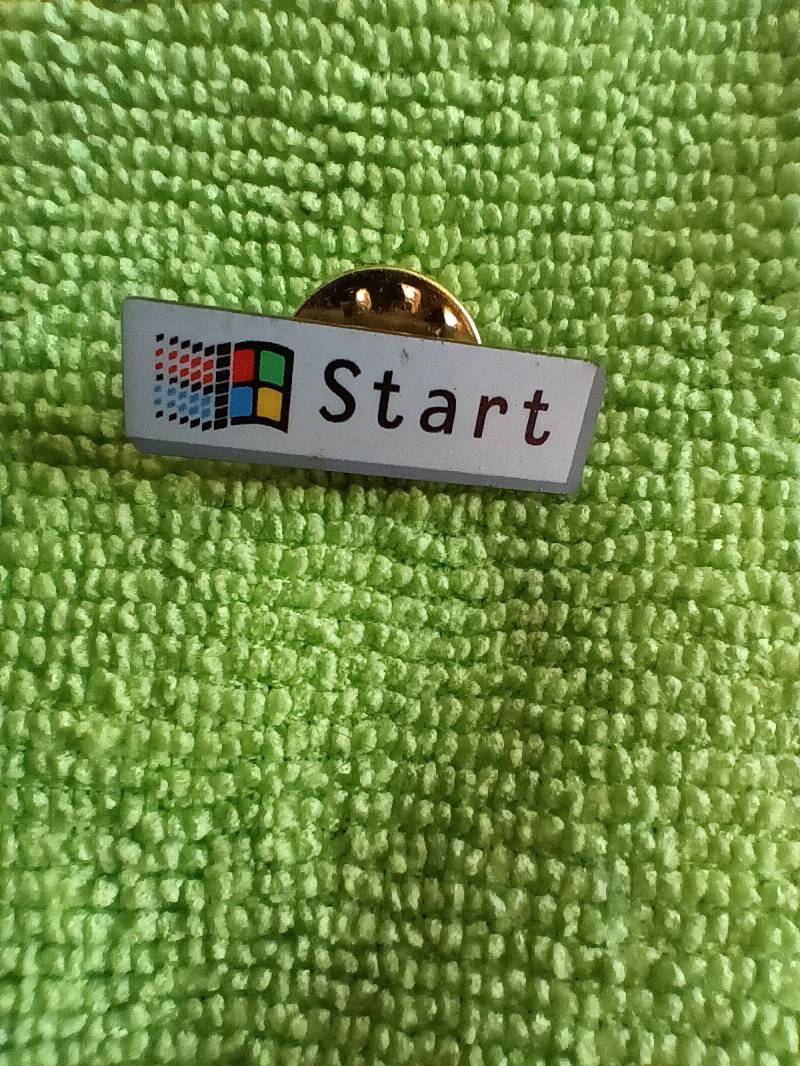 Lapel Enamel Pin Anstecknadel Windows Start Microsoft Sammler Computer Technik von FlohmiOmi
