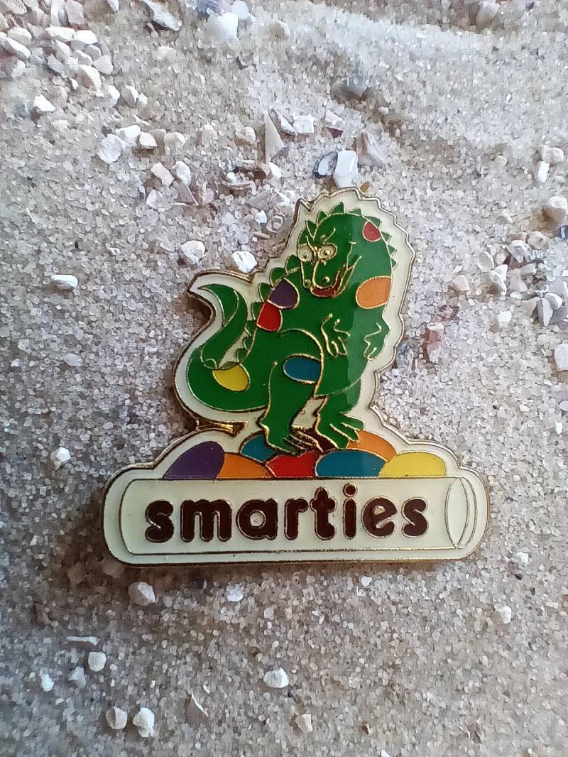 Lapel Pin Anst4Ecknadel Smarties Schokolade Werbemittel Sammler Vintage 90Er Lapel Pin Anst4Ecknadel Smarties Schokolade Werbemittel Sammler Vintage 90Er von FlohmiOmi