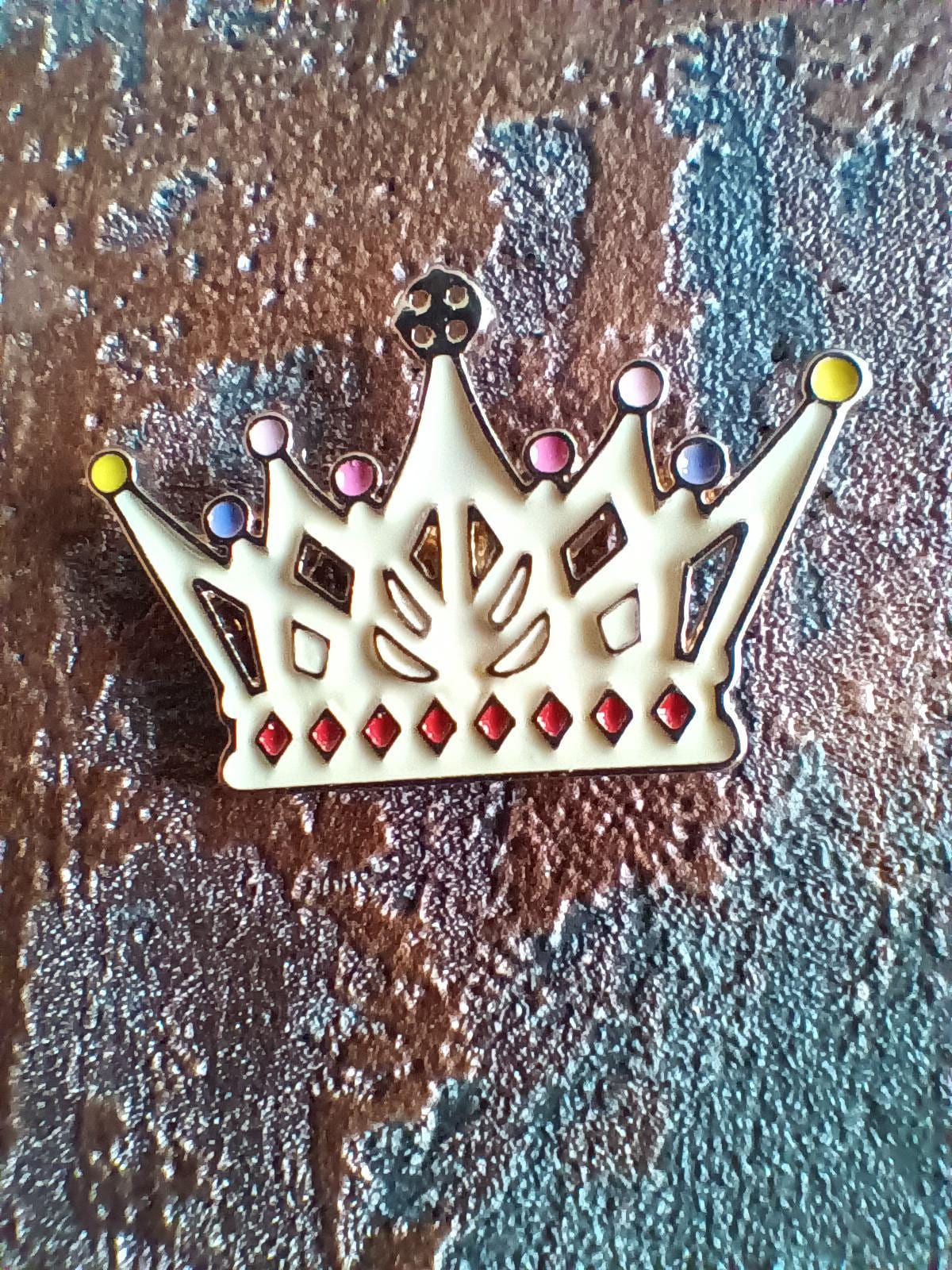 Lapel Pin Anstecknadel Krone Sammler Accessoire Prinzessin König Lapel Pin Anstecknadel Krone Sammler Accessoire Prinzessin König von FlohmiOmi