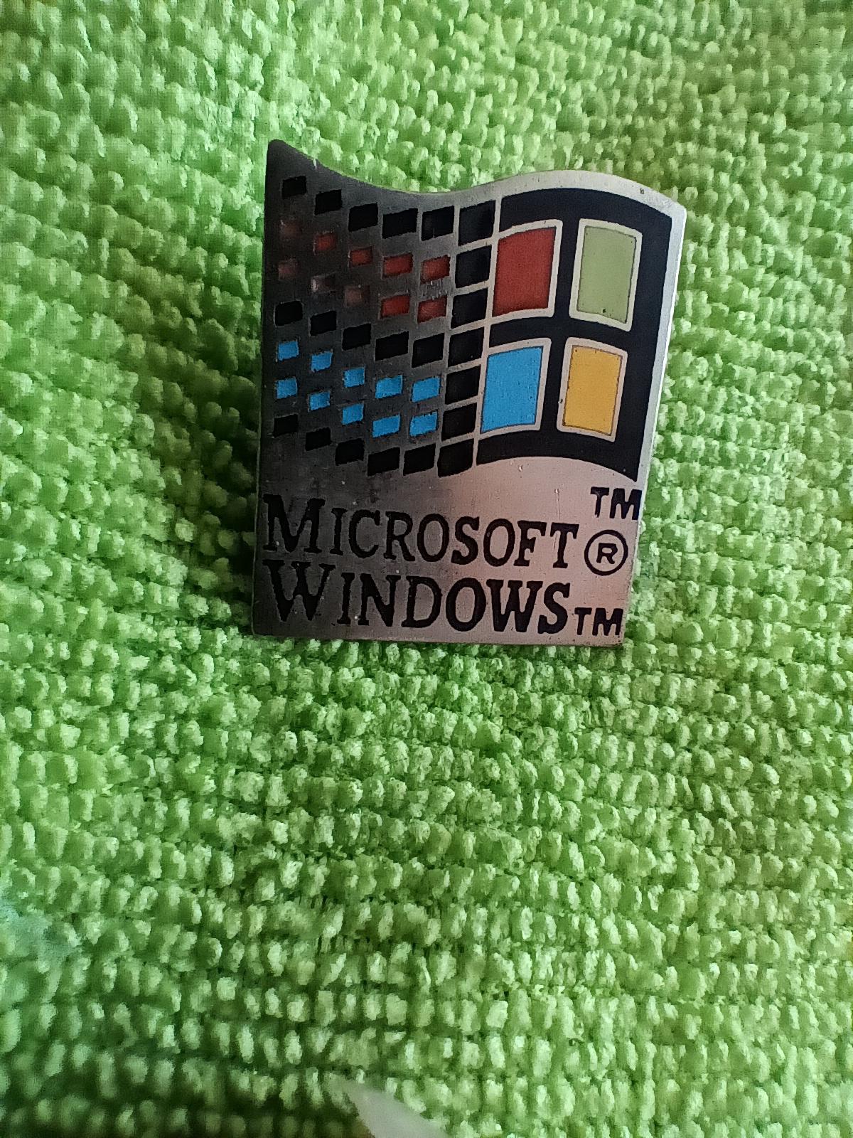 Lapel Pin Anstecknadel Microsoft Windows Computer Technik Programm Sammler Werbung Vintage Lapel Pin Anstecknadel Microsoft Windows Computer Technik Programm Sammler Werbung Vintage von FlohmiOmi