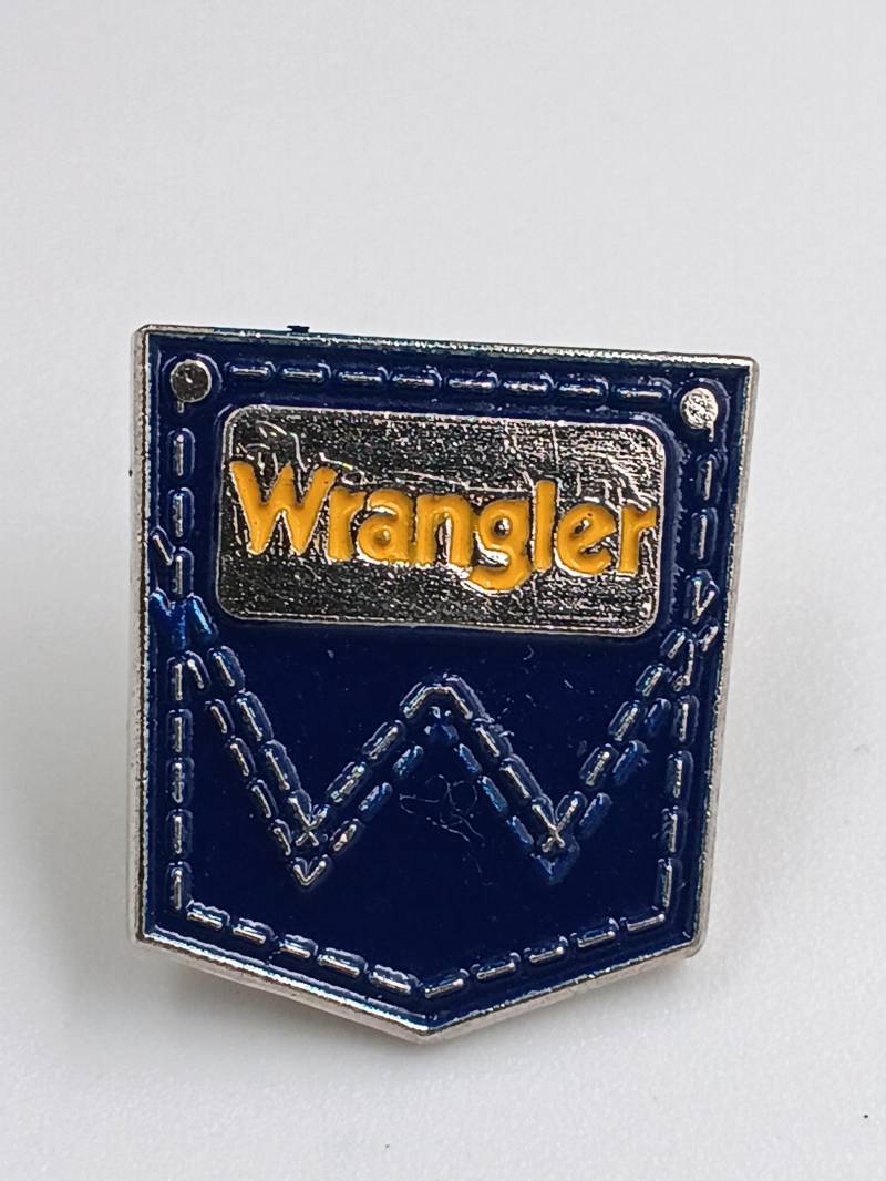 Lapel Pin Anstecknadel Wrangler Jeans Mode Kleidung Fashion Sammler Werbemittel Lapel Pin Anstecknadel Wrangler Jeans Mode Kleidung Fashion Sammler Werbemittel von FlohmiOmi
