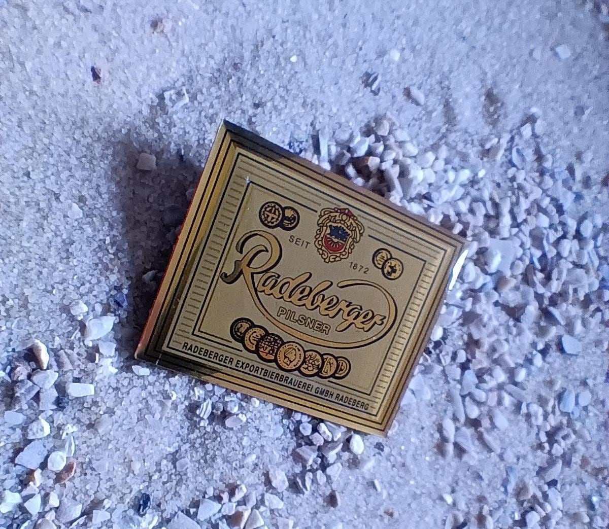 Lapel Pin Radeberger Bier Pils Werbemittel Sammler Getränke Brauerei Lapel Pin Radeberger Bier Pils Werbemittel Sammler Getränke Brauerei von FlohmiOmi