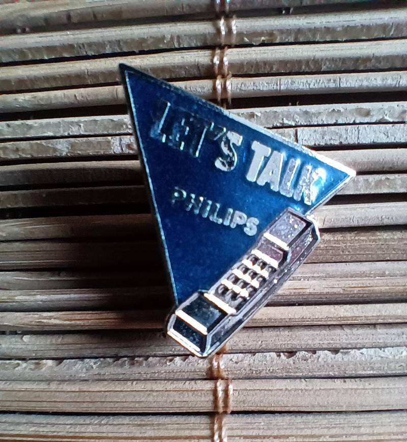 Lapel Pin Telefon Philips Let S Talk Sammler, Technik Vintage Kommunikation Werbemittel von FlohmiOmi