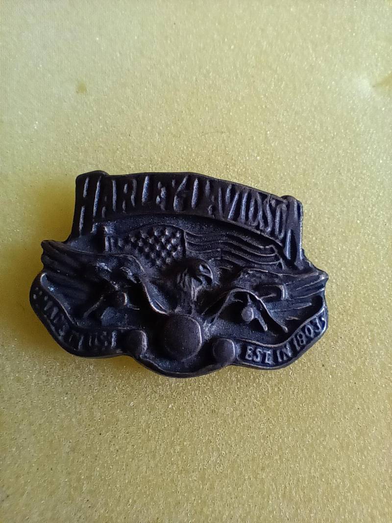 Pin Anstecknadel Harley Davidson 90Er Sammler Motorrad Bike Vintage Pin Anstecknadel Harley Davidson 90Er Sammler Motorrad Bike Vintage von FlohmiOmi