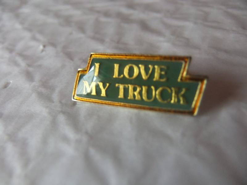 Pin Anstecknadel I Love My Truck, Sammler, Lkw, Beruf, Fahrer, Logistik von FlohmiOmi