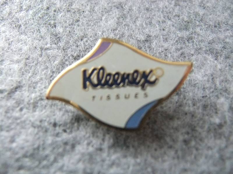 Pin Anstecknadel Kleenex Tissue Selten Kosmetiktücher Sammler Hygiene Haushalt Werbemittel Pin Anstecknadel Kleenex Tissue Selten Kosmetiktücher Sammler Hygiene Haushalt Werbemittel von FlohmiOmi