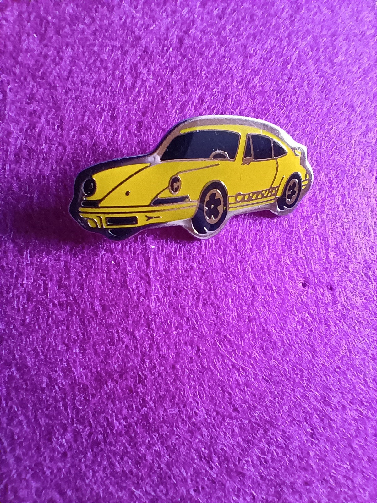 Pin Anstecknadel Porsche 911 Carrera Auto Sportwagen Fahrzeug Sammler Pin Anstecknadel Porsche 911 Carrera Auto Sportwagen Fahrzeug Sammler von FlohmiOmi