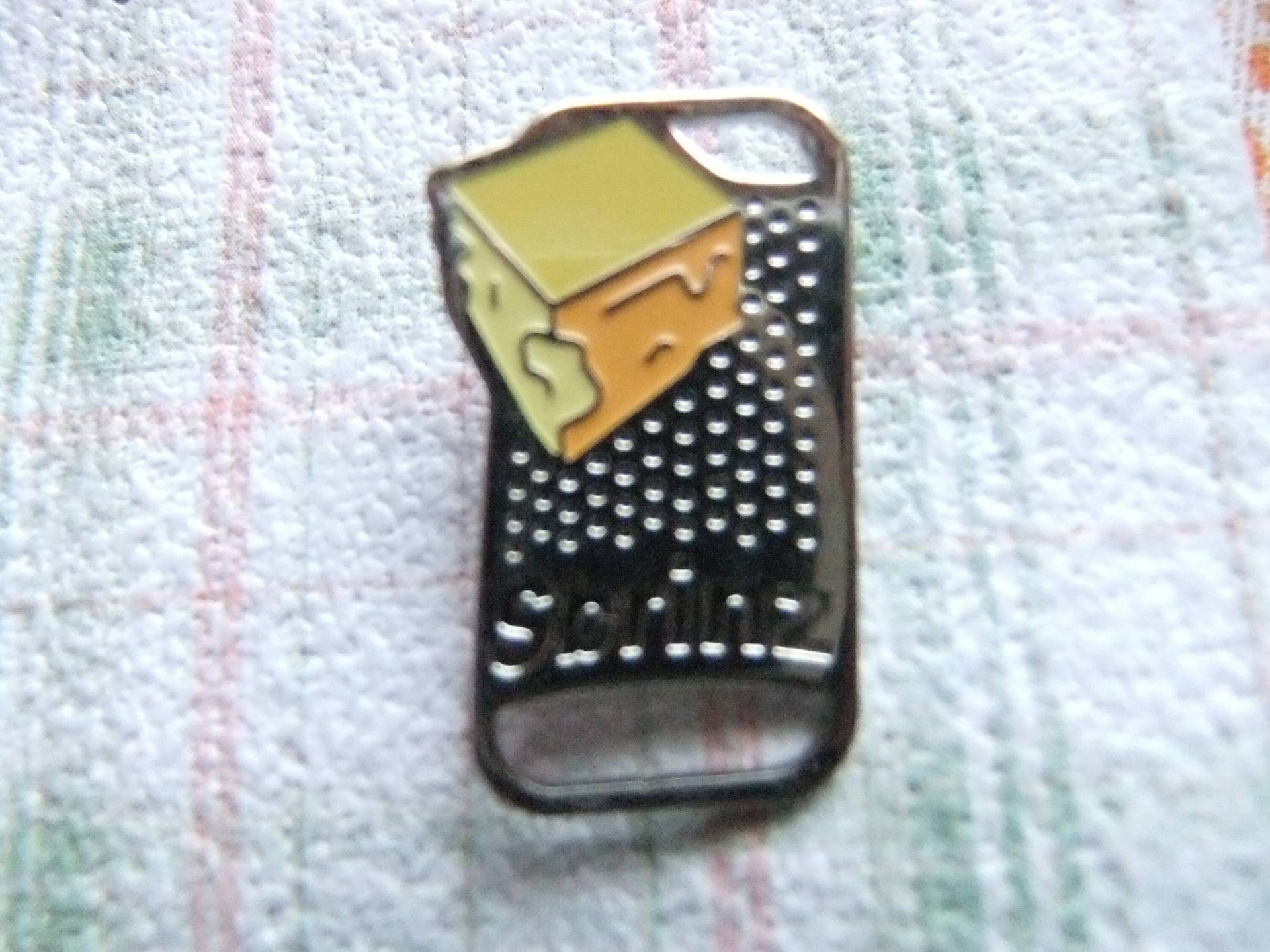 Pin Anstecknadel Sbrinz Käse Reibe Werbemittel Sammler Pin Anstecknadel Sbrinz Käse Reibe Werbemittel Sammler von FlohmiOmi