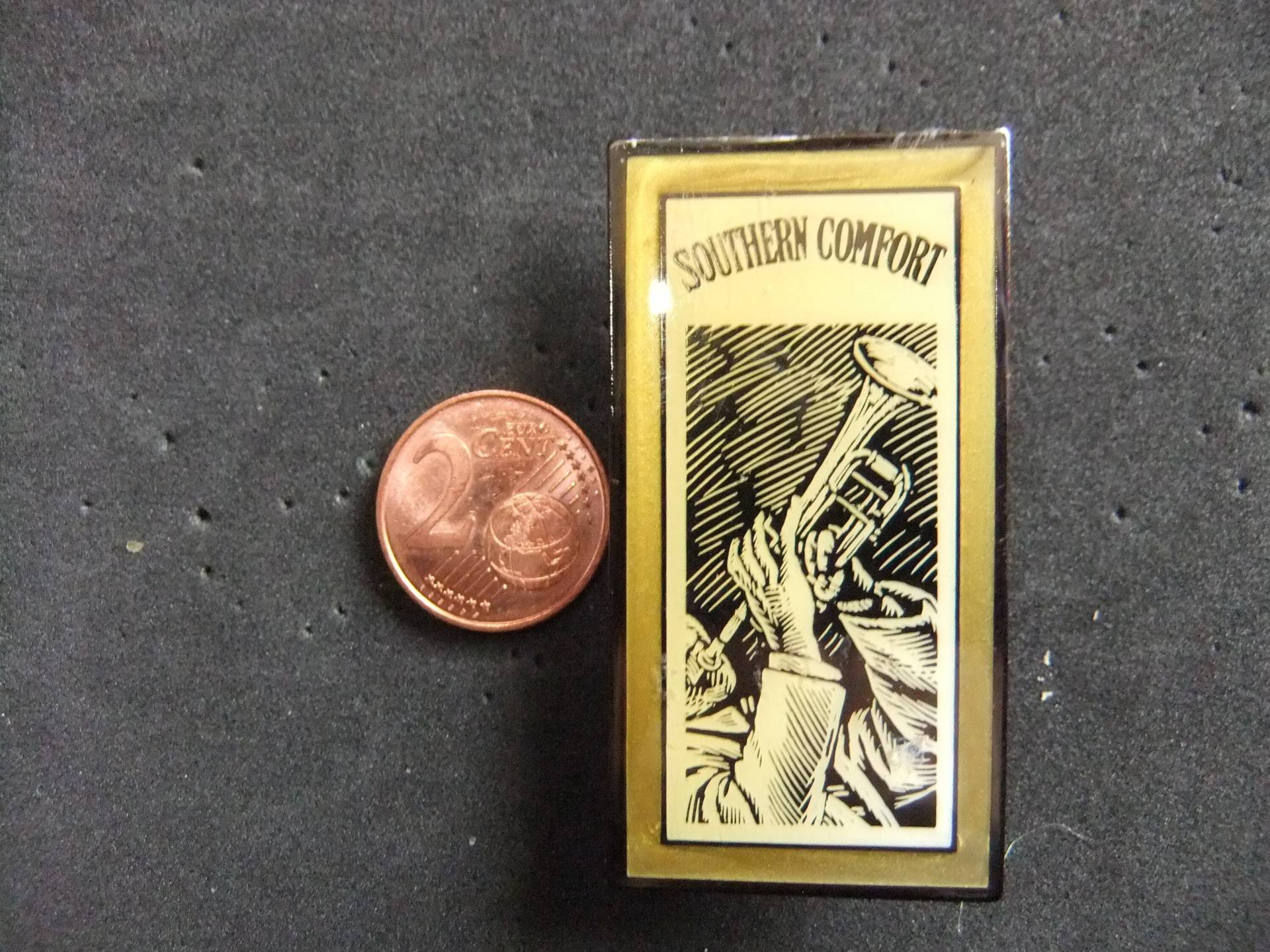 Pin Anstecknadel Southern Comfort, Whisky, Alkohol, Spirituosen, Likör , Sammler, Getränke, Vintage Pin Anstecknadel Southern Comfort, Whisky, Alkohol, Spirituosen, Likör , Sammler, Getränke, Vintage von FlohmiOmi