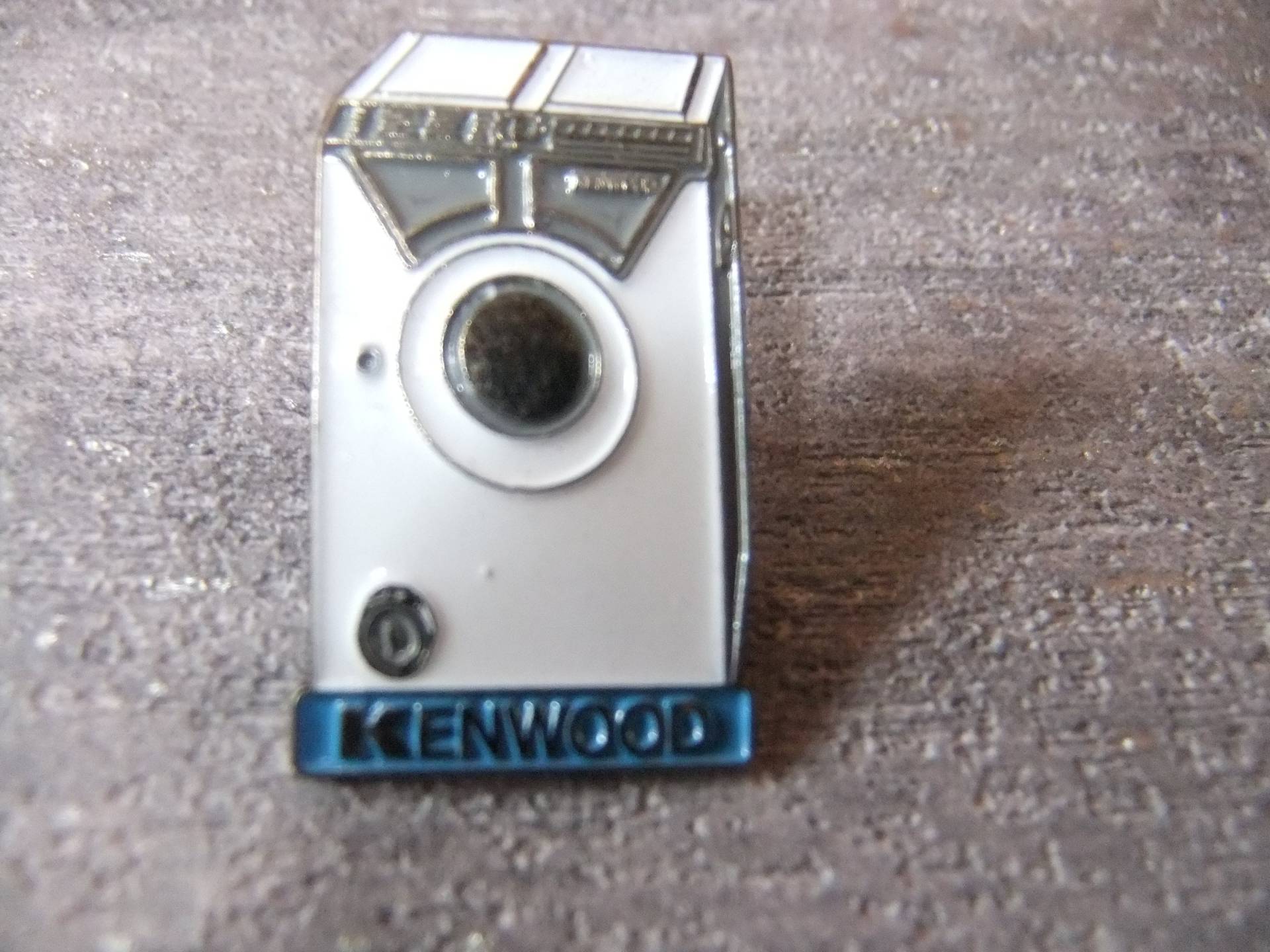 Pin Anstecknadel Waschmaschine Kenwood, Technik, Sammler, Vintage Pin Anstecknadel Waschmaschine Kenwood, Technik, Sammler, Vintage von FlohmiOmi