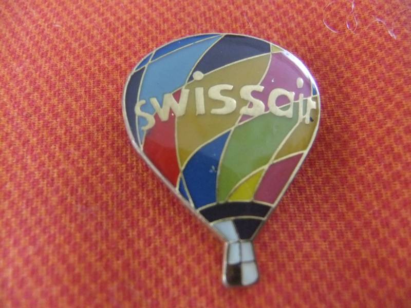 Pin Ballon Heißluftballon Swissair Aviatik Fliegen Sammler Vintage Werbemittel von FlohmiOmi