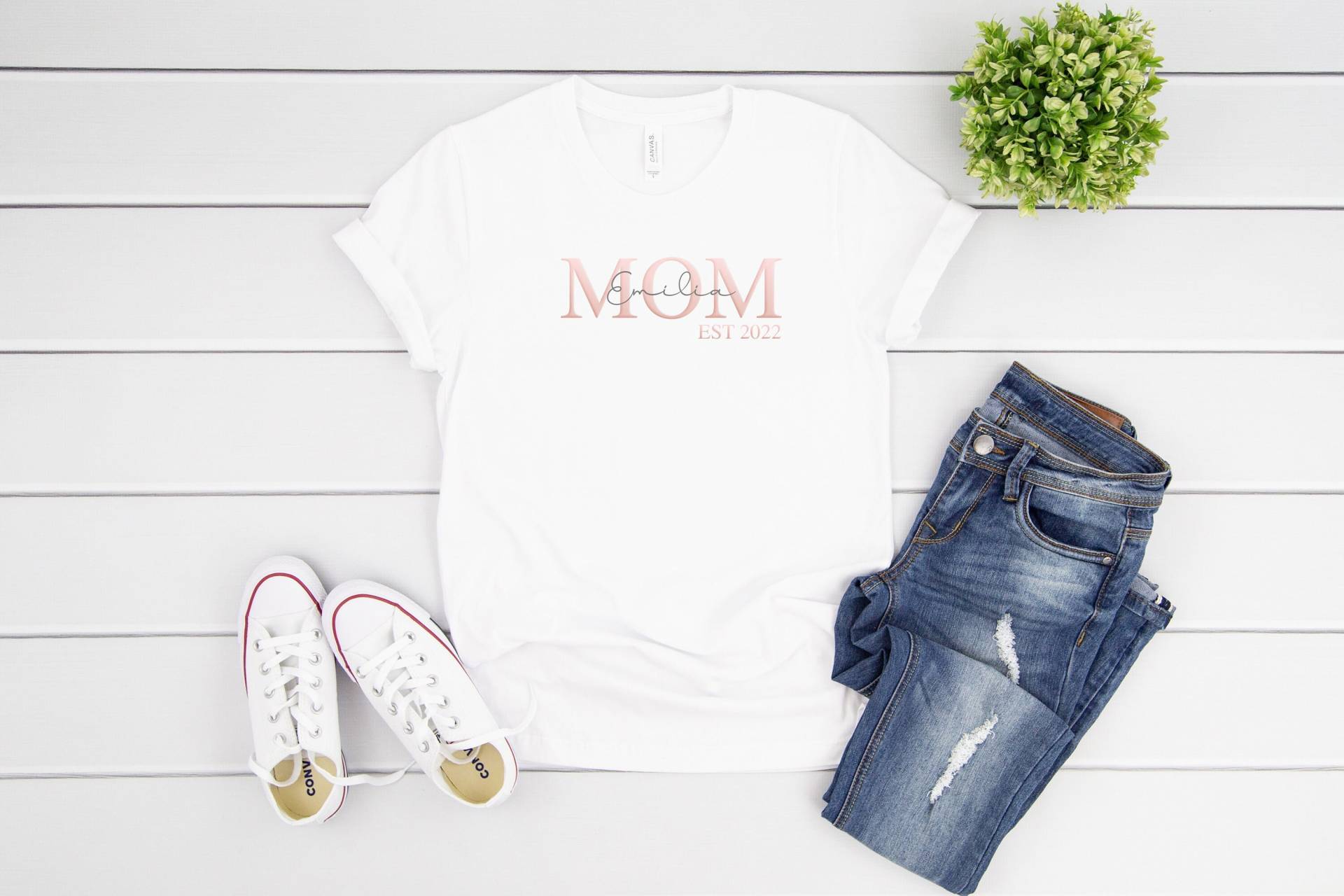 T-Shirt Mom Mit Namen Est...design 2 T-Shirt Mom Mit Namen Est...design 2 von FloomUnikate