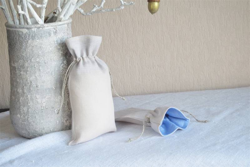 Leinen Kordelzugbeutel | 2Er-Set Sand & Blau, 10 X 20 cm Leinen Kordelzugbeutel | 2Er-Set Sand & Blau, 10 X 20 cm von FlorArtSilva
