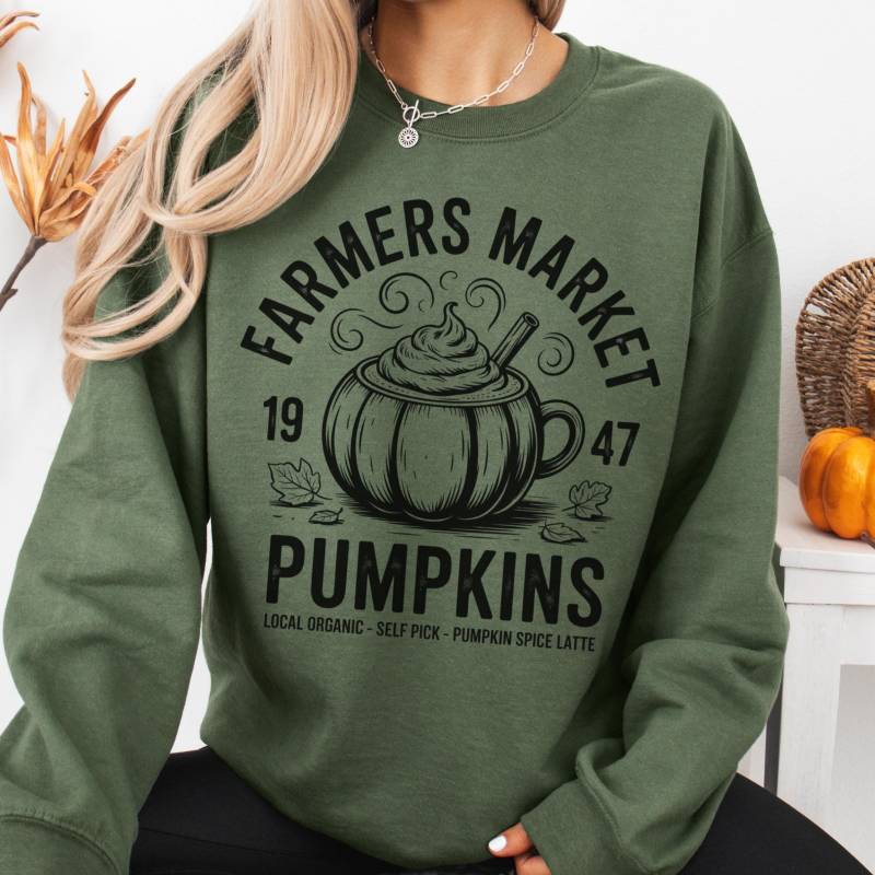 Bauern Markt Kürbis Gewürz Latte Sweatshirt, Retro Herbst Kaffee Liebhaber Gemütlicher Pullover, Patch Reise Land Ländlicher Outfit Pullover von FloraHappiness