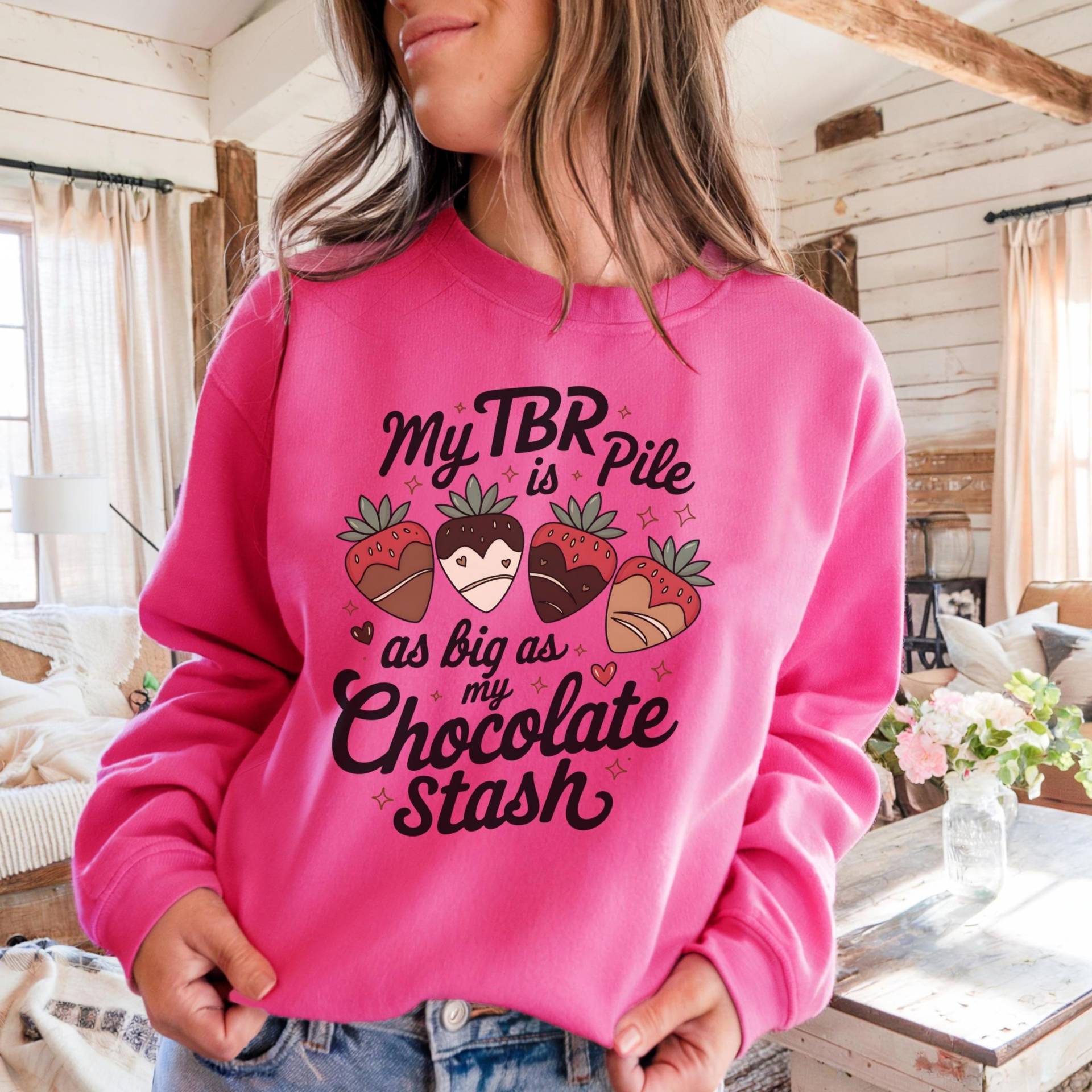 Sub Abbau Stapel Schokoladen Erdbeeren Sweatshirt, Süsser Buchwurm Buchiges Geschenk, Lustiger Lesepullover Buchsammlerin, Feld Sub Abbau Stapel Schokoladen Erdbeeren Sweatshirt, Süsser Buchwurm Buchiges Geschenk, Lustiger Lesepullover Buchsammlerin, Feld von FloraHappiness