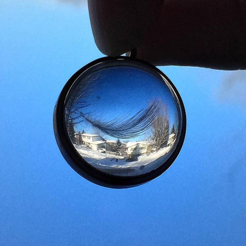 Glaskugel Federhalskette Echte Weiße Feder, Boho Mori Girl von FloraStudio2014