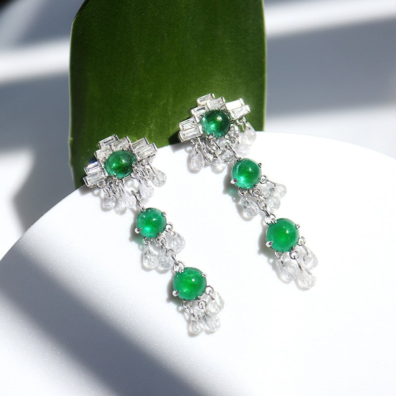 Designer Schmuck 18K Sambia Smaragd Quaste Ohrringe Cabochon Tropfen Weißer Diamant Saphir Zertifikat von FloraTung