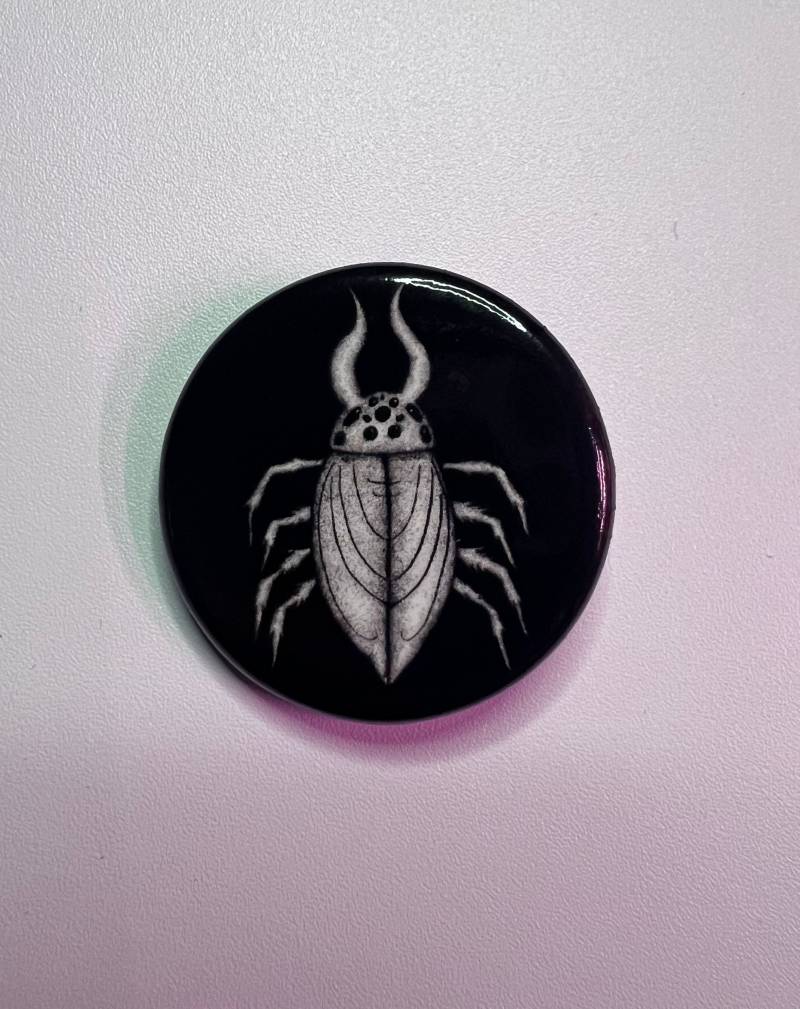 Alien Bug Knopf | Insekten Buttons Und Anstecker von Floracrypta