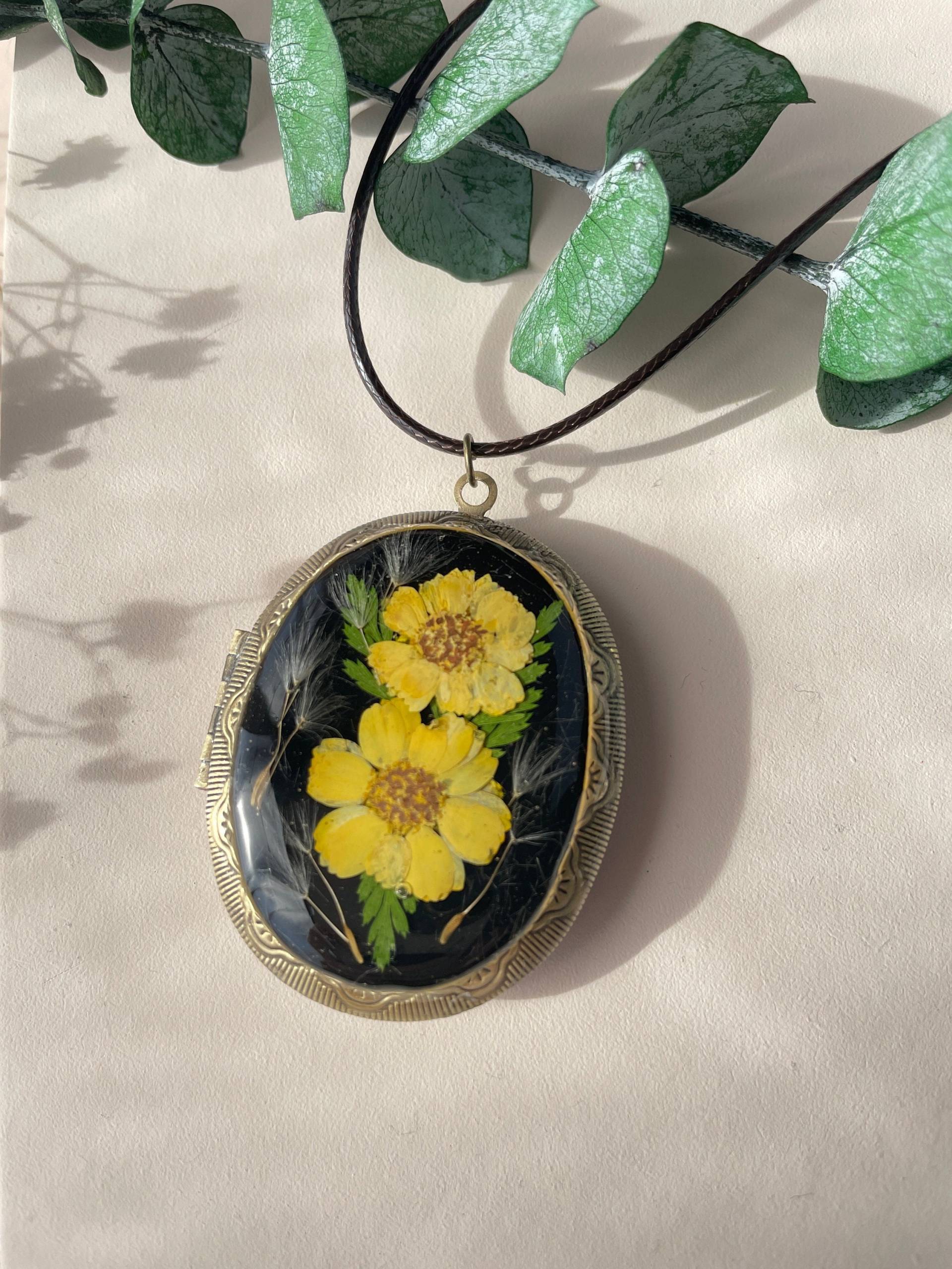 Angepasste Medaillon-Halskette von FloralMemoriesJewel