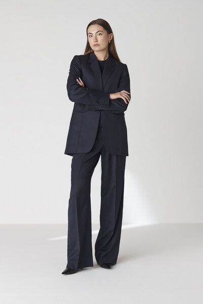 Floria Collective Damenblazer Janne in Marineblau – Sakko aus Merinowolle – Taillierter Oversized-Look von Floria Collective