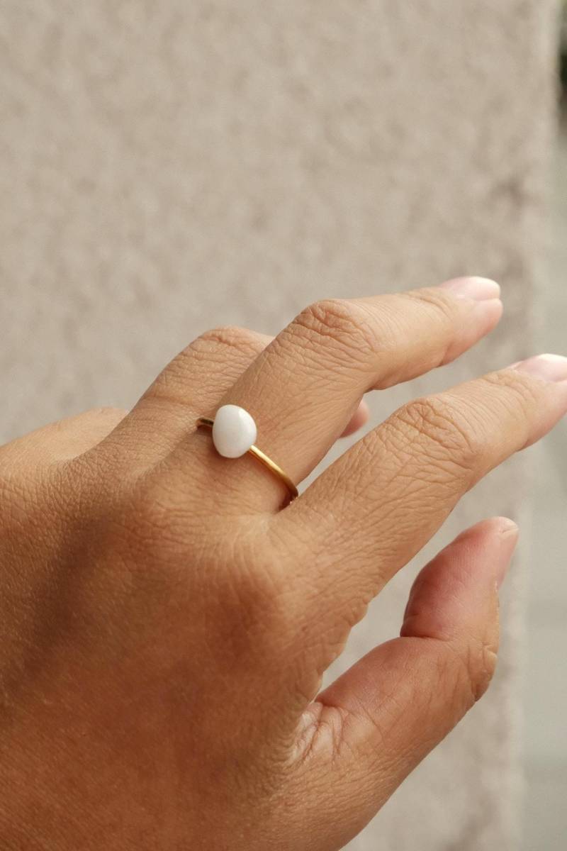 Adjustable Real Seashell Ring | Gold Stainless Steel Resin Wrapped Shell Jewelry Unique Coastal Beach Florifycreations von FlorifyCreations